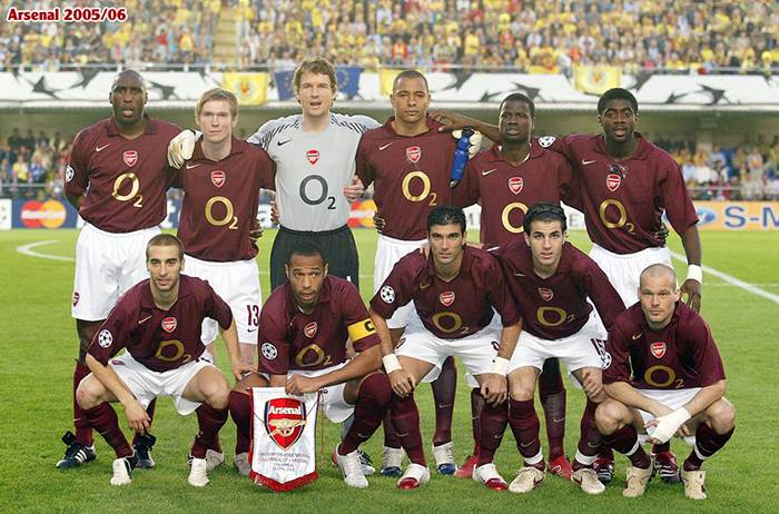 Arsenal 2005/06 Home Retro Jersey