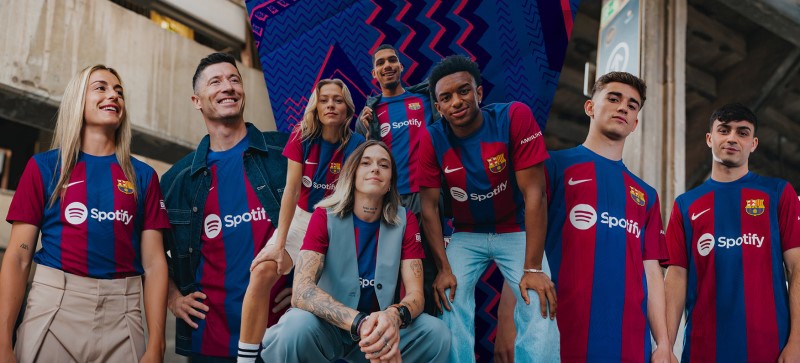 new barcelona jerseys.jpg