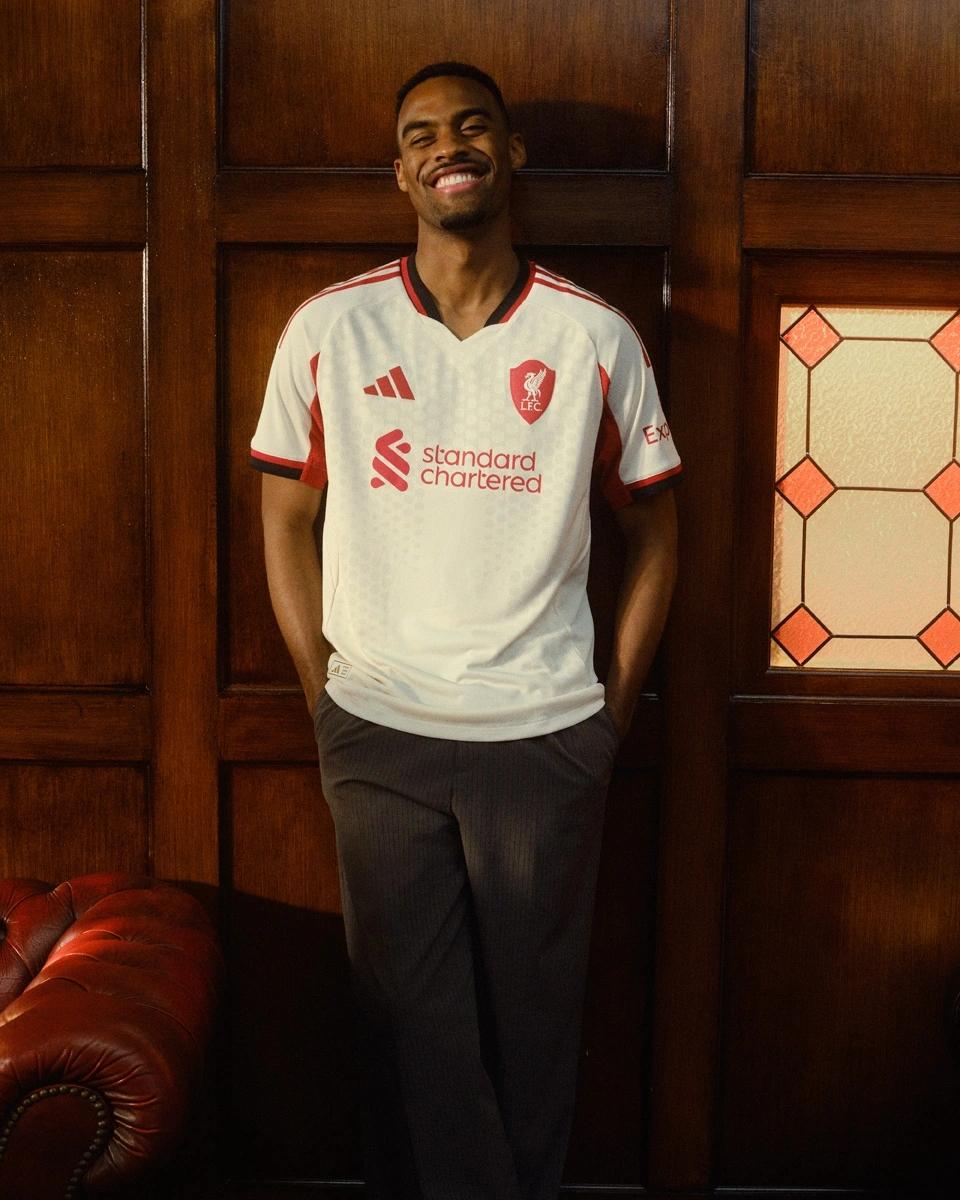 liverpool away kit 25/26